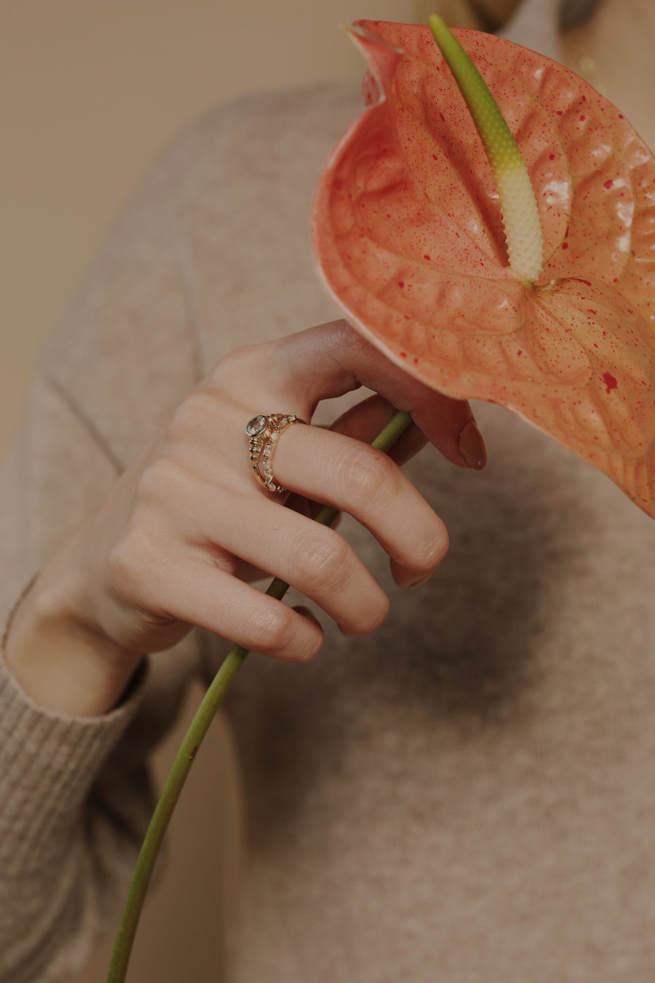 Hunny Ring